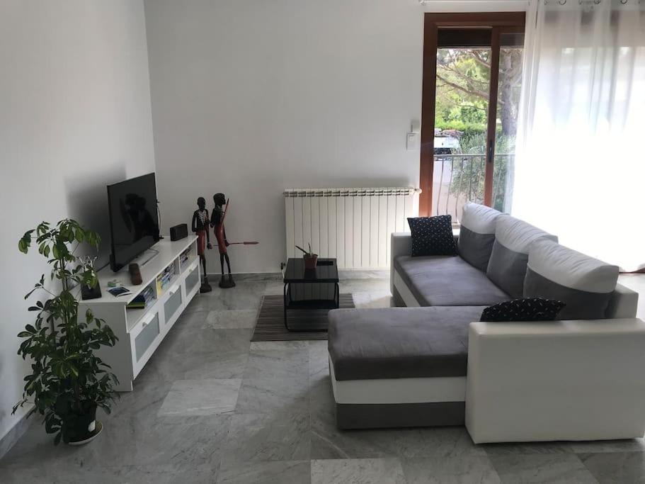 Haut De Maison Entierement Renove Avec Garage Carnoux-en-Provence 외부 사진